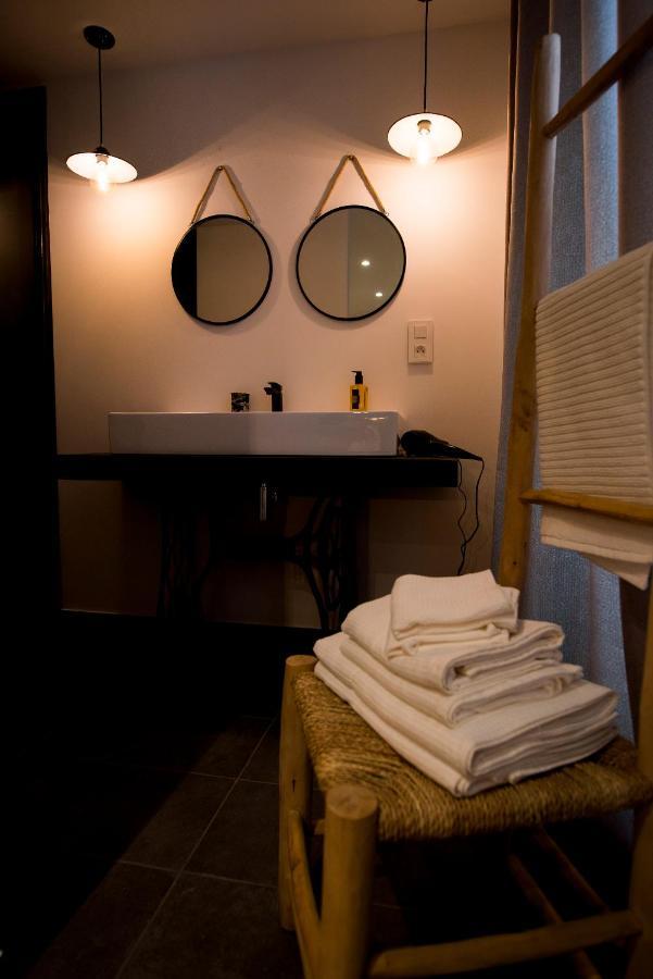 La Petite Valise Hotel Ploudalmezeau Ngoại thất bức ảnh
